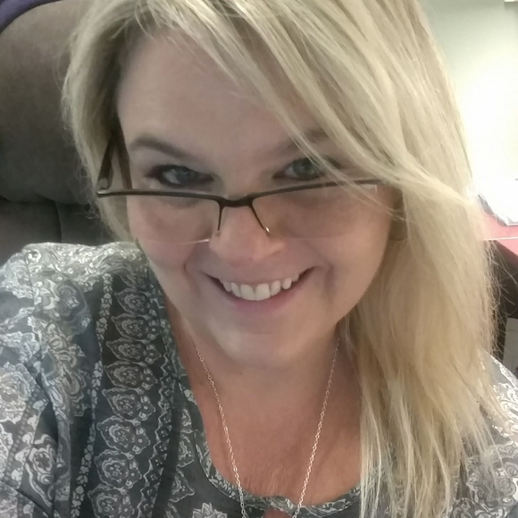 Meet your Posher, Tammy - Picture 1 of 1